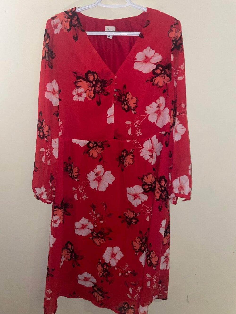 A New Day Floral V-Neck Midi Dress β Size Medium